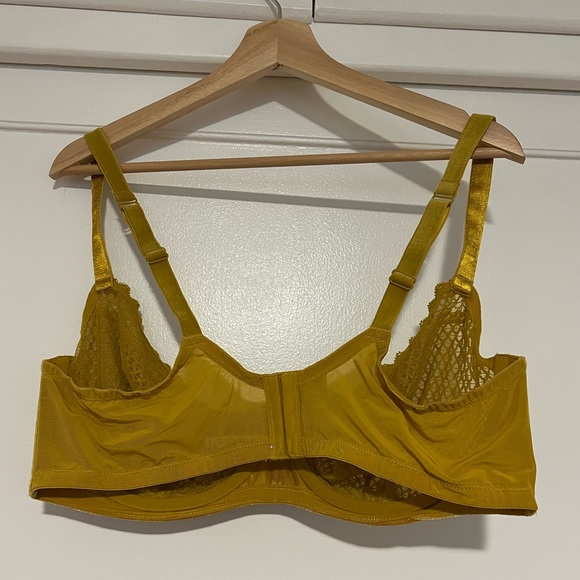 Savage X Fenty NWOT Velvet Vixen Balconette Bra HoneyComb Yellow Size 42DDD - Picture 11 of 13